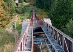 Vyhlídka z plošiny - bývalý skokanský můstek se prostě nezapře